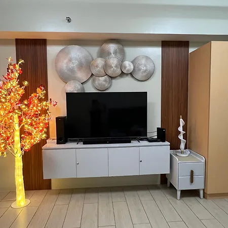 Cozy Condo Unit Near Naia Terminal 3